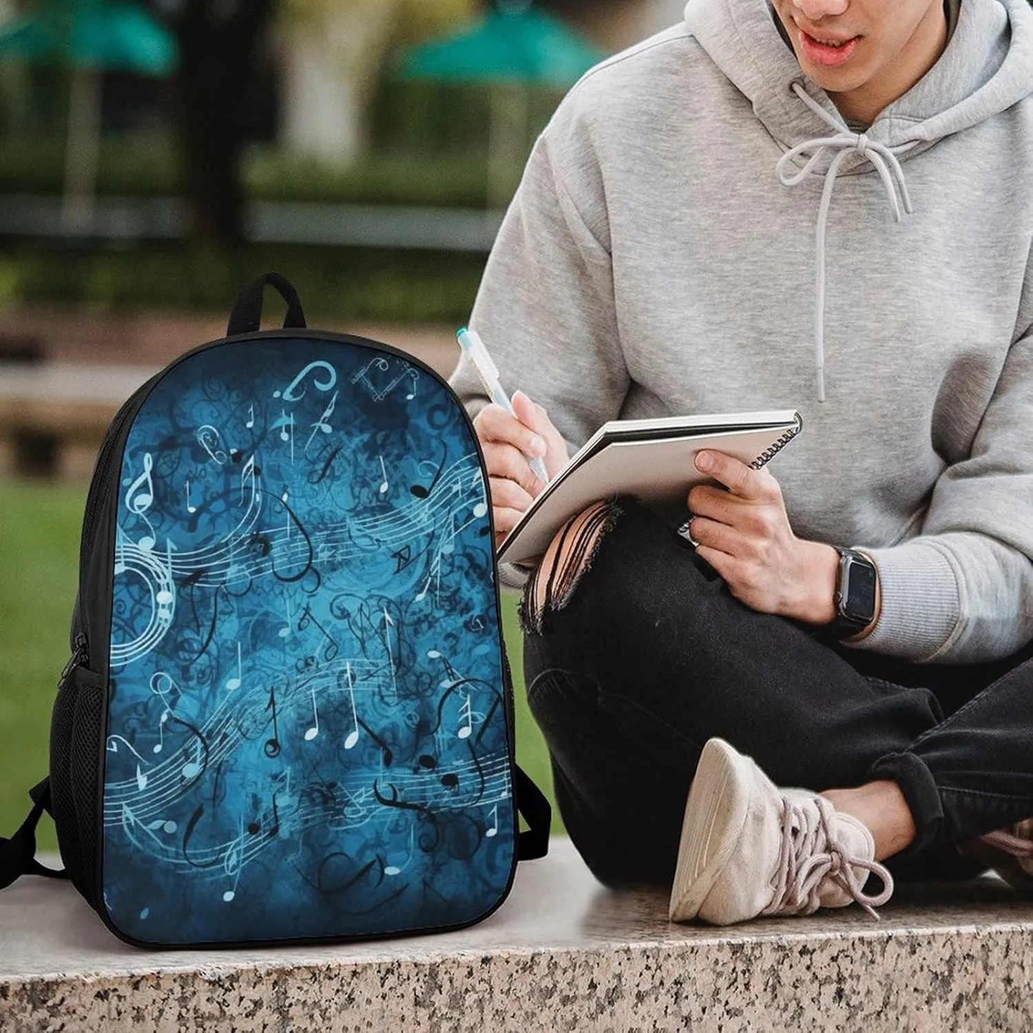 Blue Musical Notes Backpack, Laptop Backpack for Men, 17 Inch Travel Hiking Daypack, Casual Backpack