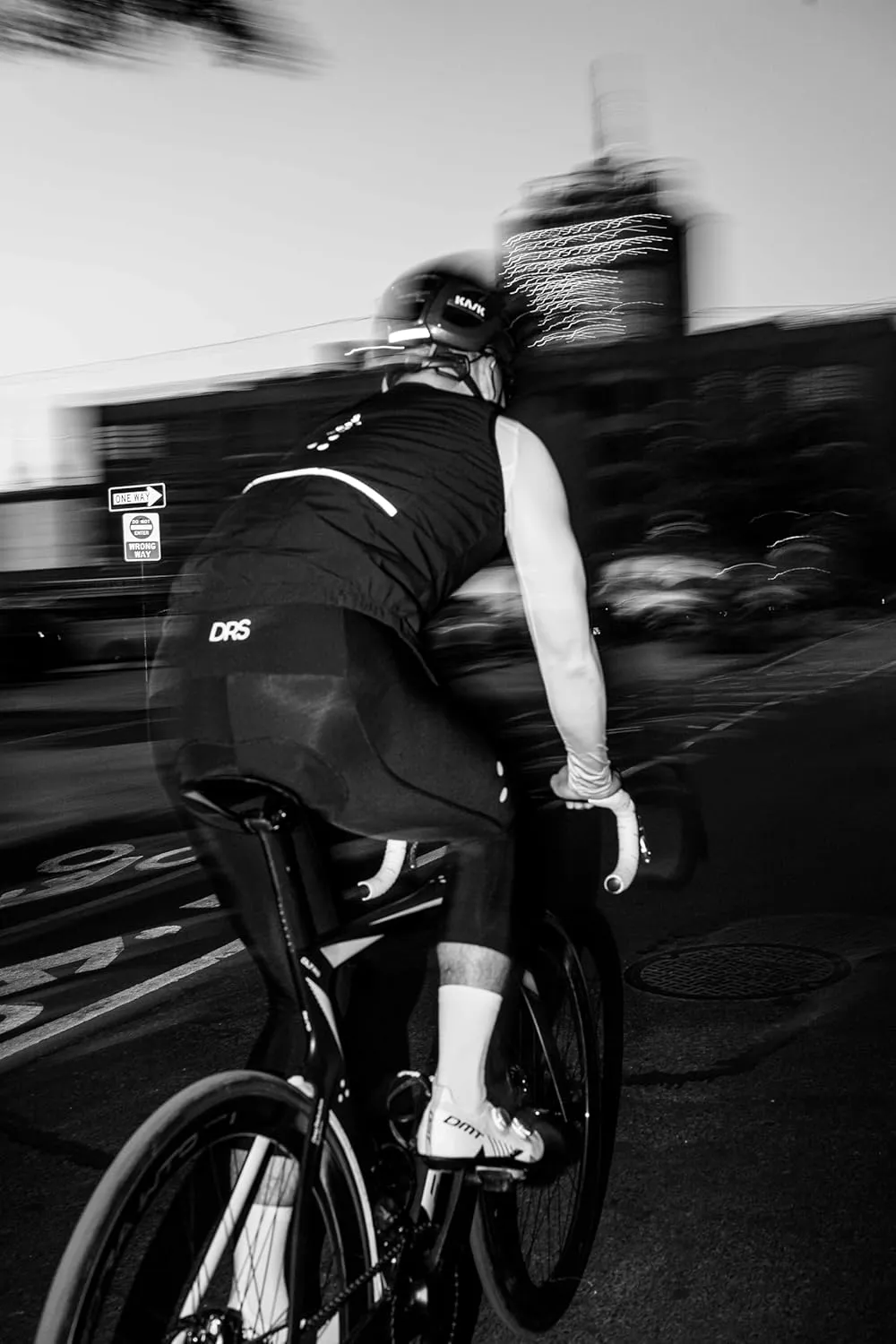 DRS | Spring Cycling Vest (Back Pockets) - New York Brand, Reflective Windbreaker Gilet, Water-Resistant Vest for Biking