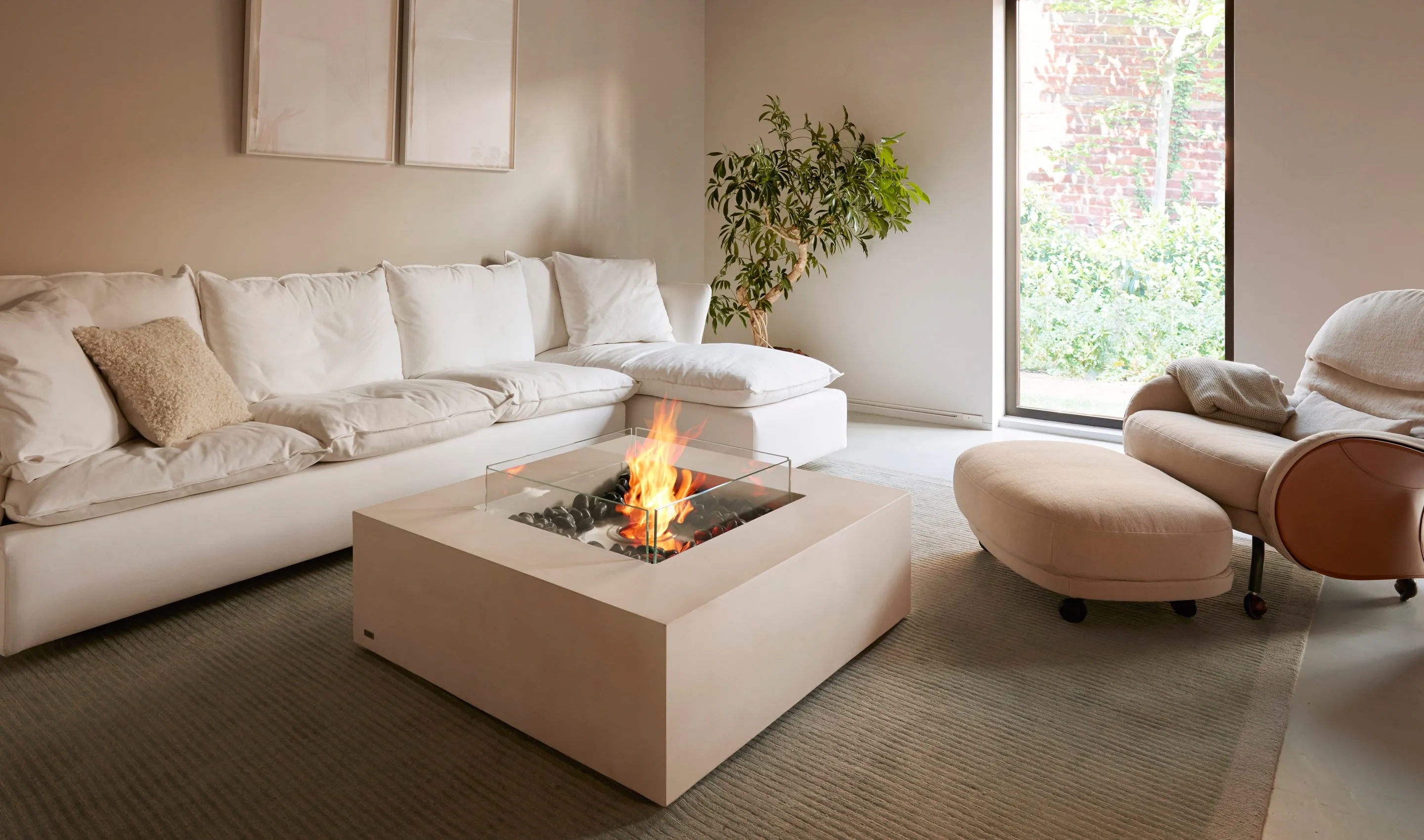 EcoSmart Fire Base 40 Fire Pit Table with Bioethanol Sustainable Fuel
