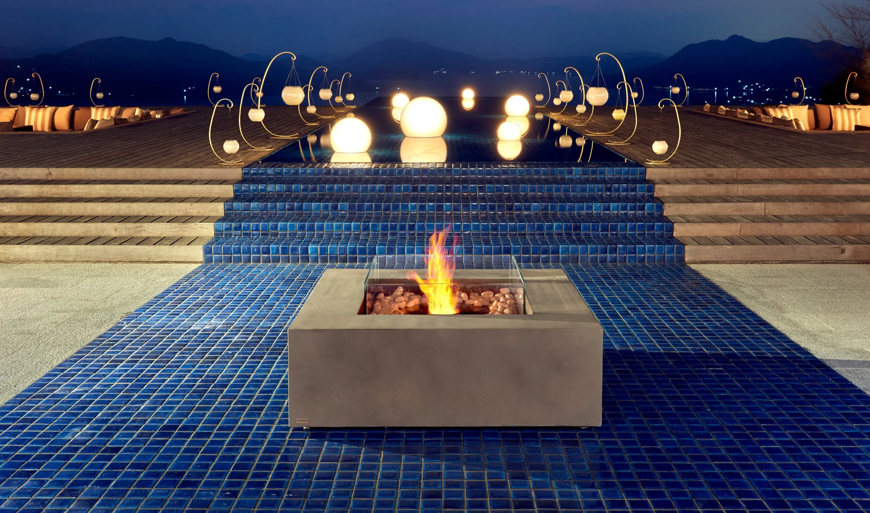 EcoSmart Fire Base 40 Fire Pit Table with Bioethanol Sustainable Fuel