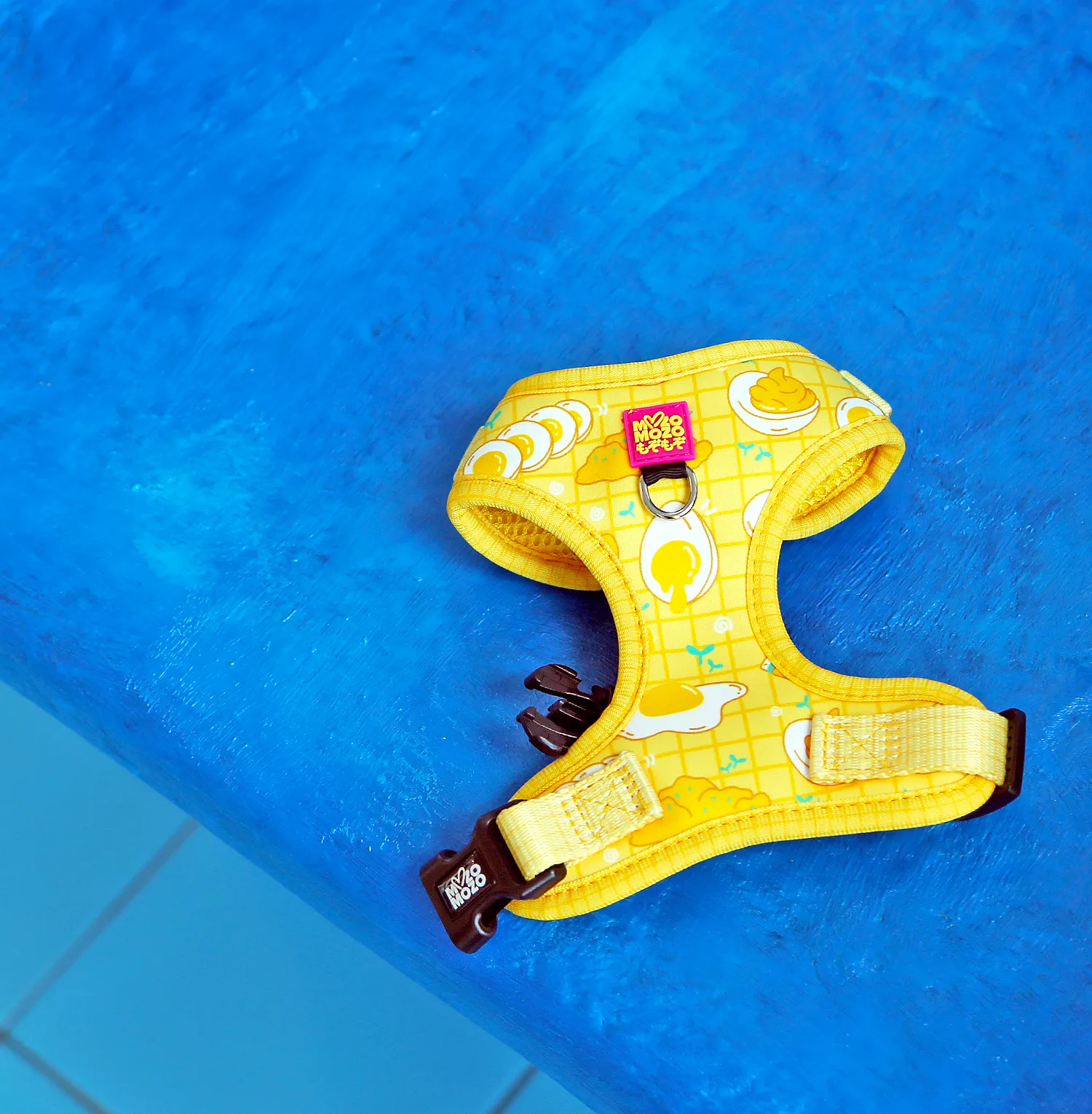 Egg-cellent adjustable harness