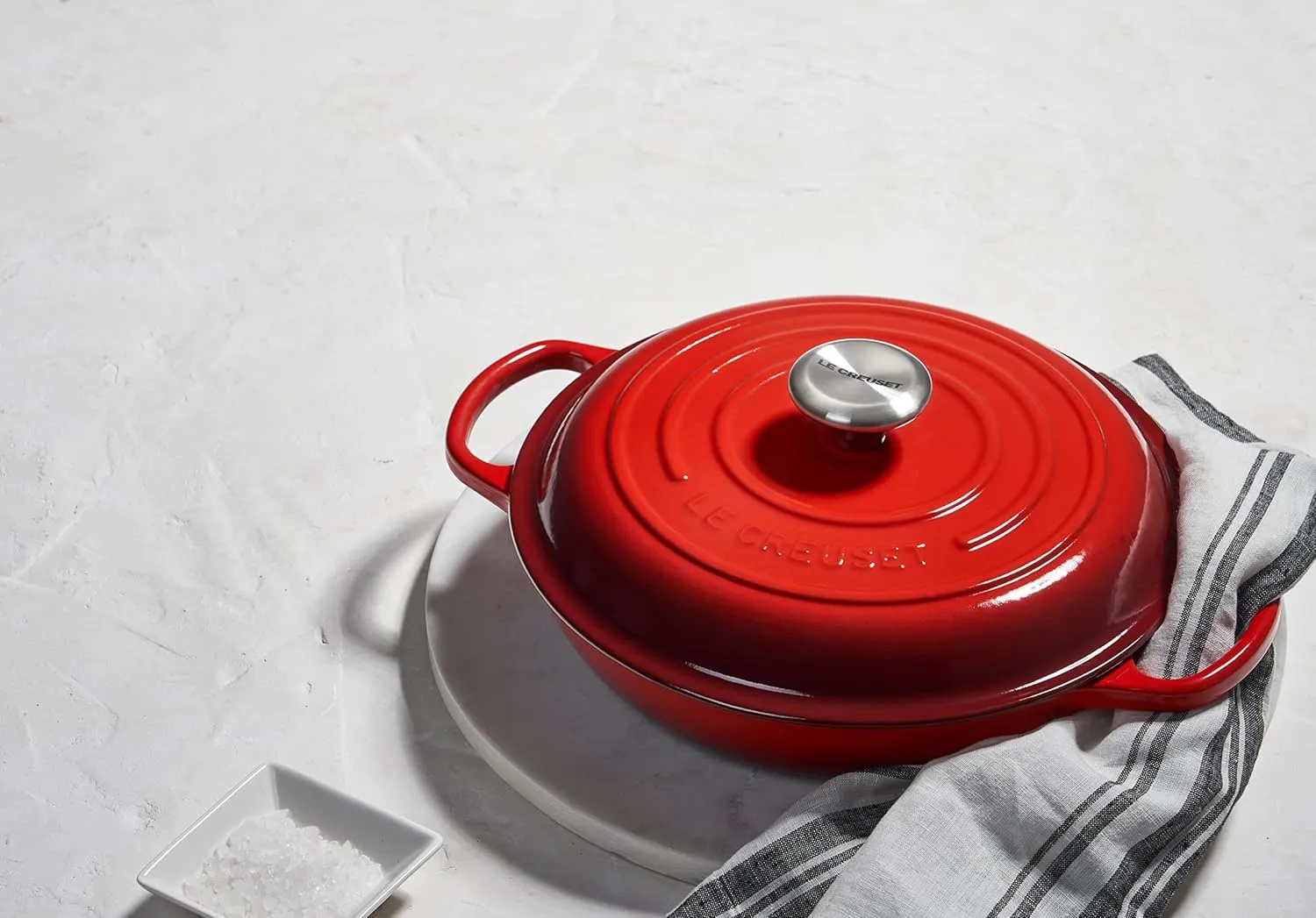 Le Creuset Enameled Cast Iron Signature Braiser, 2.25 qt., Artichaut