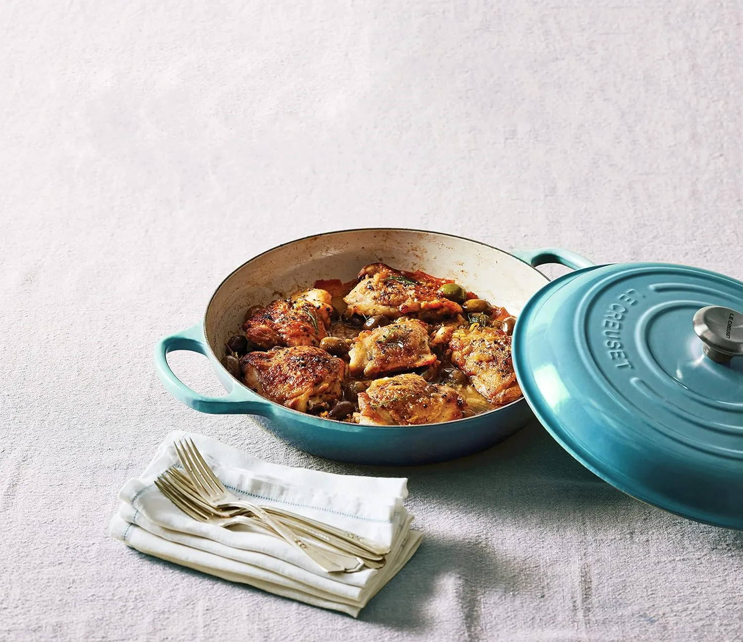 Le Creuset Enameled Cast Iron Signature Braiser, 5 qt. , Caribbean