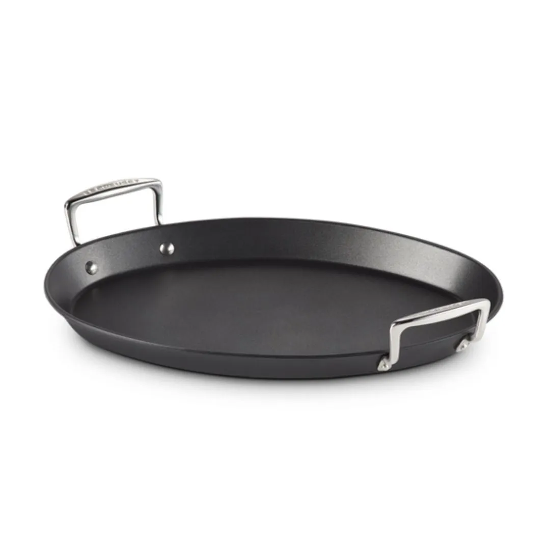 Le Creuset Toughened Non-Stick oval fish pan 40 cm.