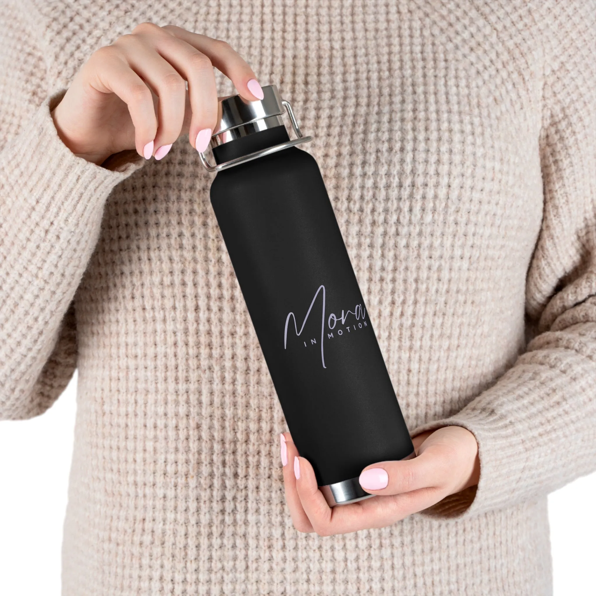 Mora in Motion in Lilac Copper Insulated Water Bottle - 22oz