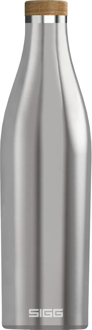 SIGG - Insulated Water Bottle - Meridian Brushed - Leakproof & Extra-Slim - BPA Free - Plastic Free - 18/8 Stainless Steel - Double Walled - Bamboo Screw Top - Brushed - 24 Oz