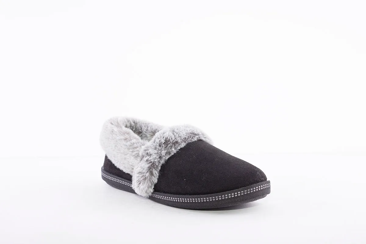 SKECHERS - COZY CAMPFIRE TEAM TOASTY-FULL SLIPPER - BLACK