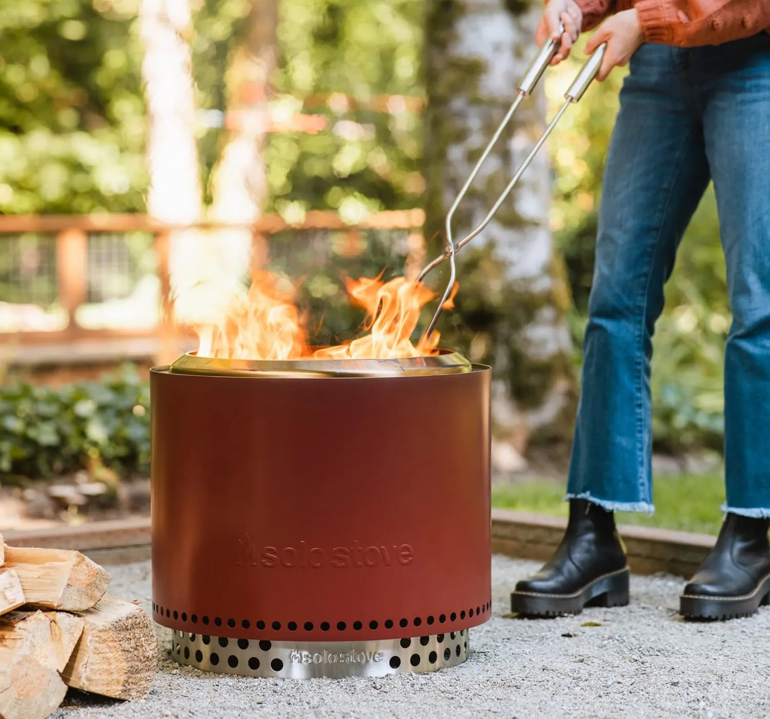 Solo Stove Bonfire 2.0 with Stand, 19.5 Inch Smokeless Fire Pit with Removable Ash Pan - Portable Outdoor Fire Pit - Stainless Steel Wood Burning Fireplace, Ideal for 4-6 People, 21.75 lbs, Mulberry