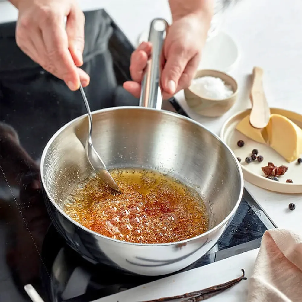 Stainless Steel Saucepan Conical - 2.7L