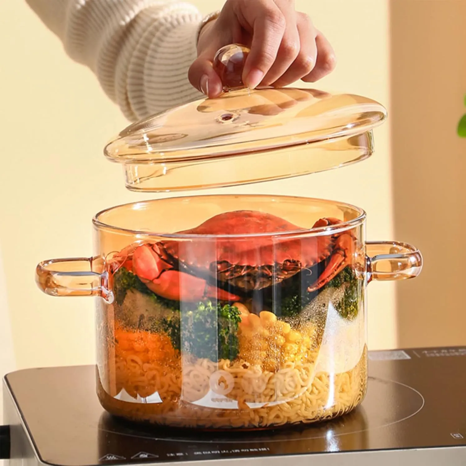 Vaguelly, Clear Glass Cooking Pot Saucepan with Lid, 1500mL Simmer Pot Stew Pot Microwave Stove and Dishwasher Safe Double-Handle Cookware for Milk Pasta Noodles Soup, Amber