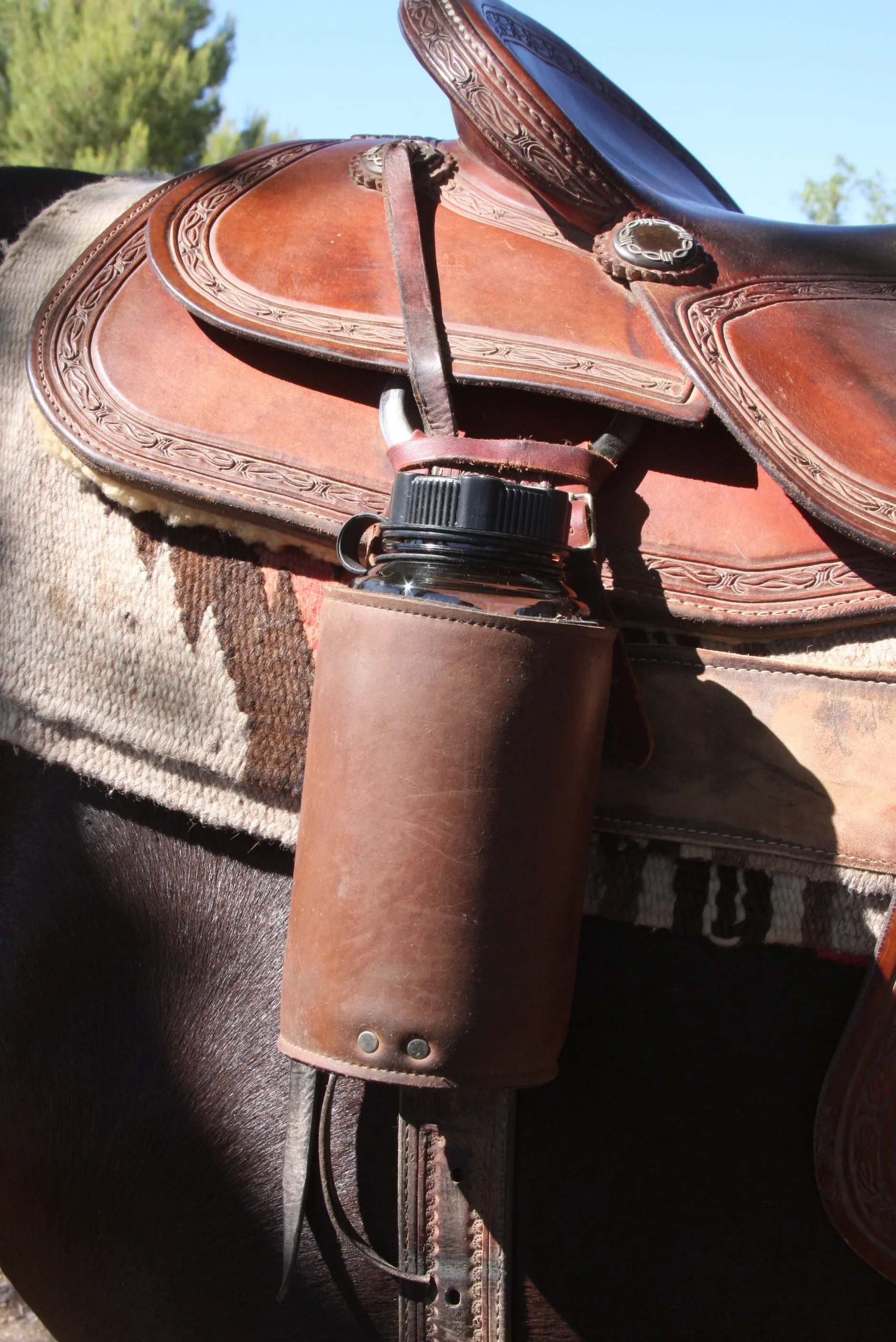 Water Hole: Premium Leather Saddle Drink Holder